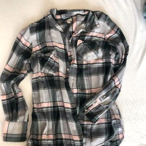 Plaid long sleeve top